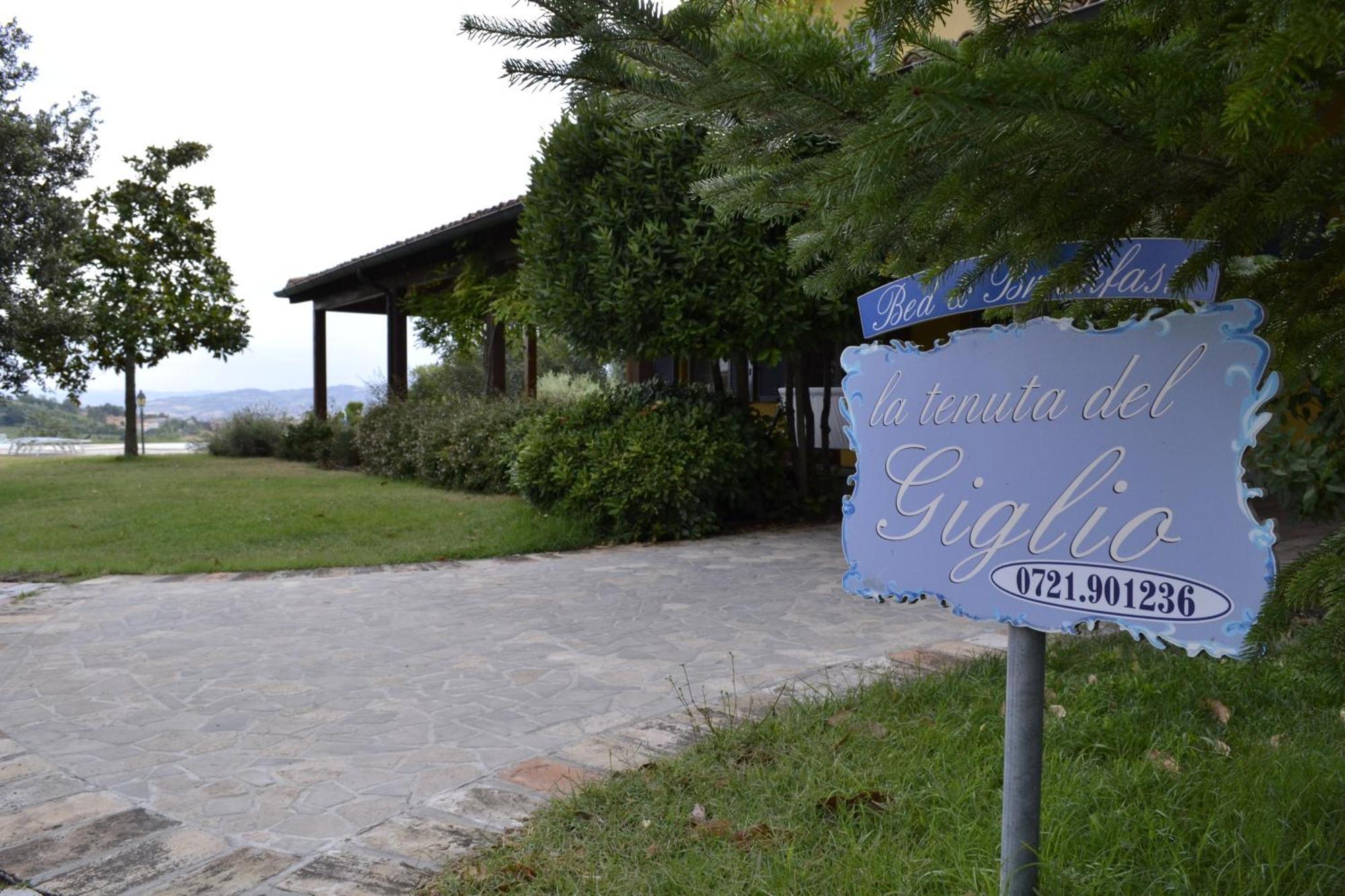 塔武利亚La Tenuta Del Giglio别墅 外观 照片